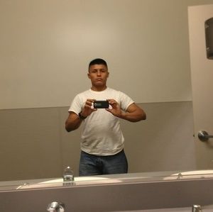 Meet your Posher, Gregorio